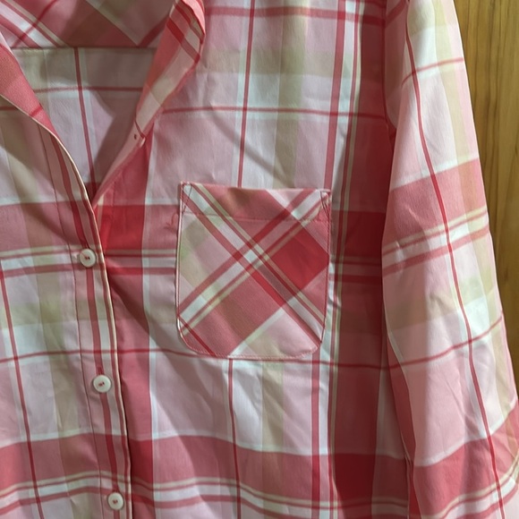 Foxcroft NYC wrinkle free button down - Picture 3 of 7